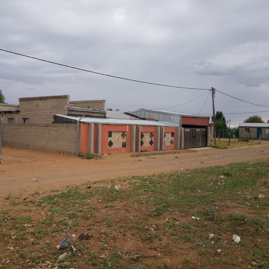 2 Bedroom Property for Sale in Bloemside Free State